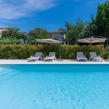 Vila Anna By Interhome Pula